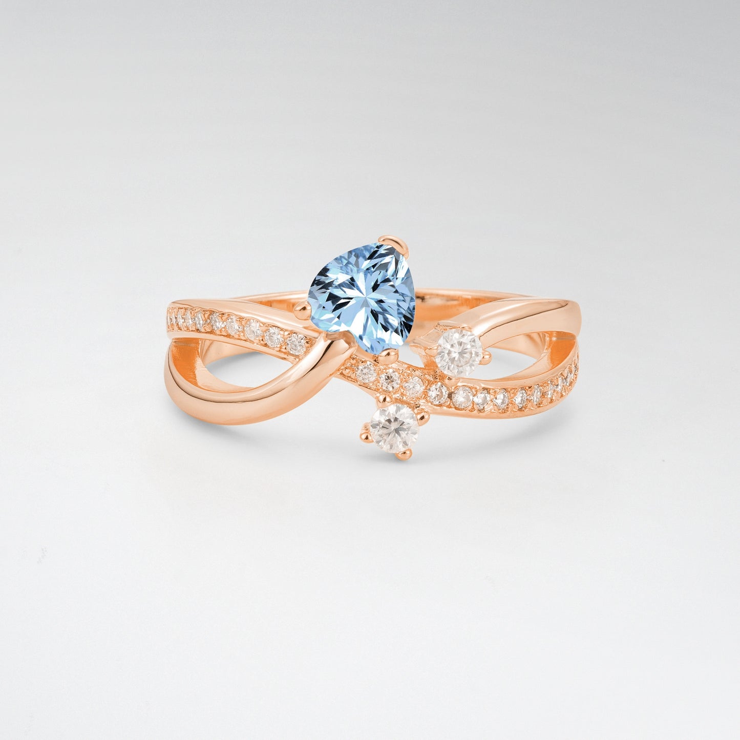 Unique Heart Cut Aquamarine 0.5CT Infinity Twisted Band Engagement Ring - Additional view