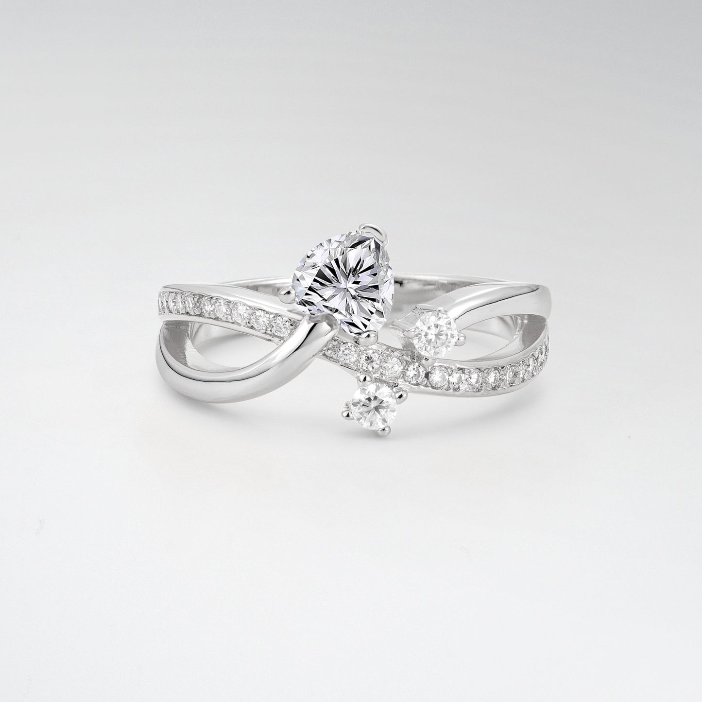 Unique Heart Cut Lab Diamond 0.5CT Infinity Twisted Band Engagement Ring - Additional view