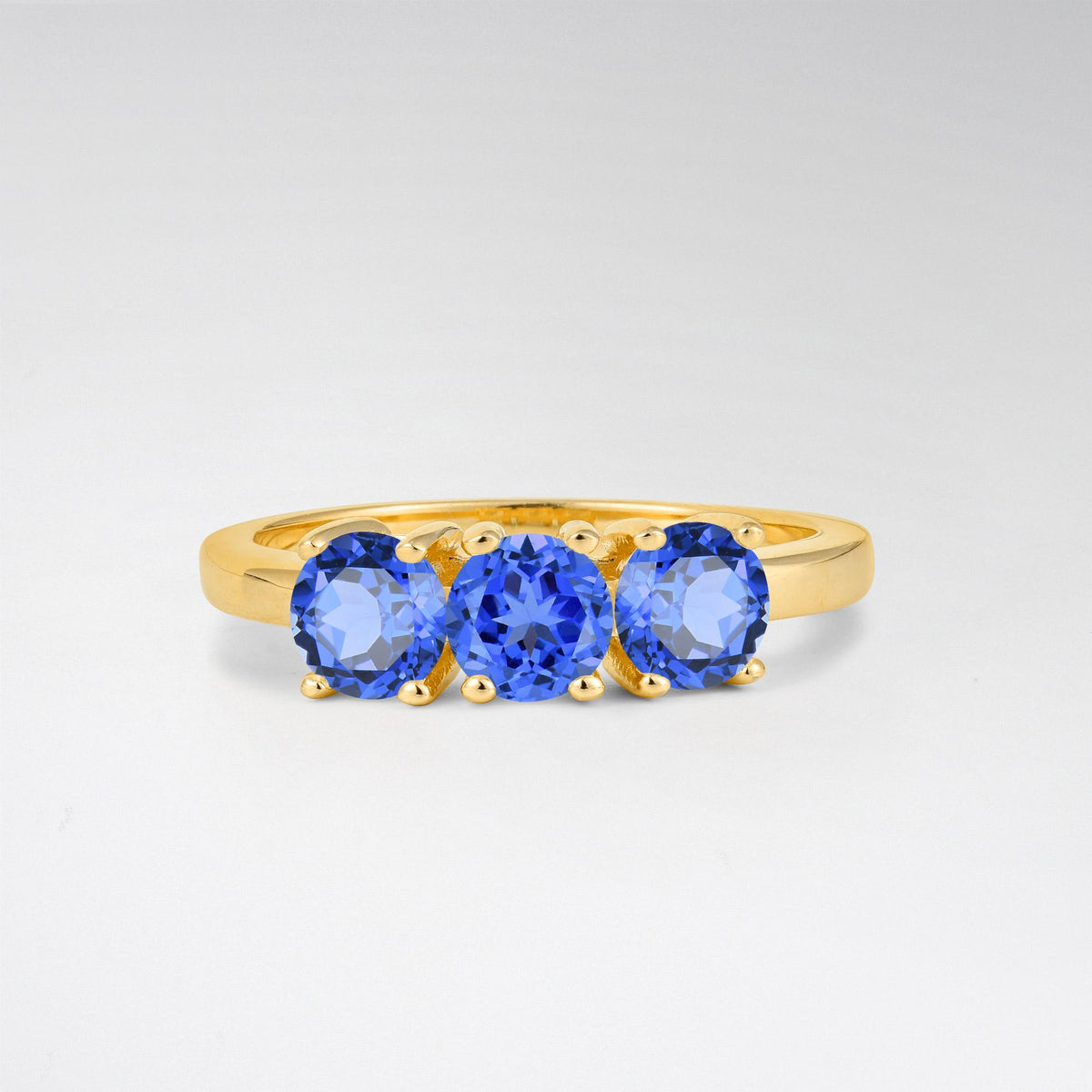 Vintage Round Cut Three Stone Sapphire Engagement Rin - Additional view