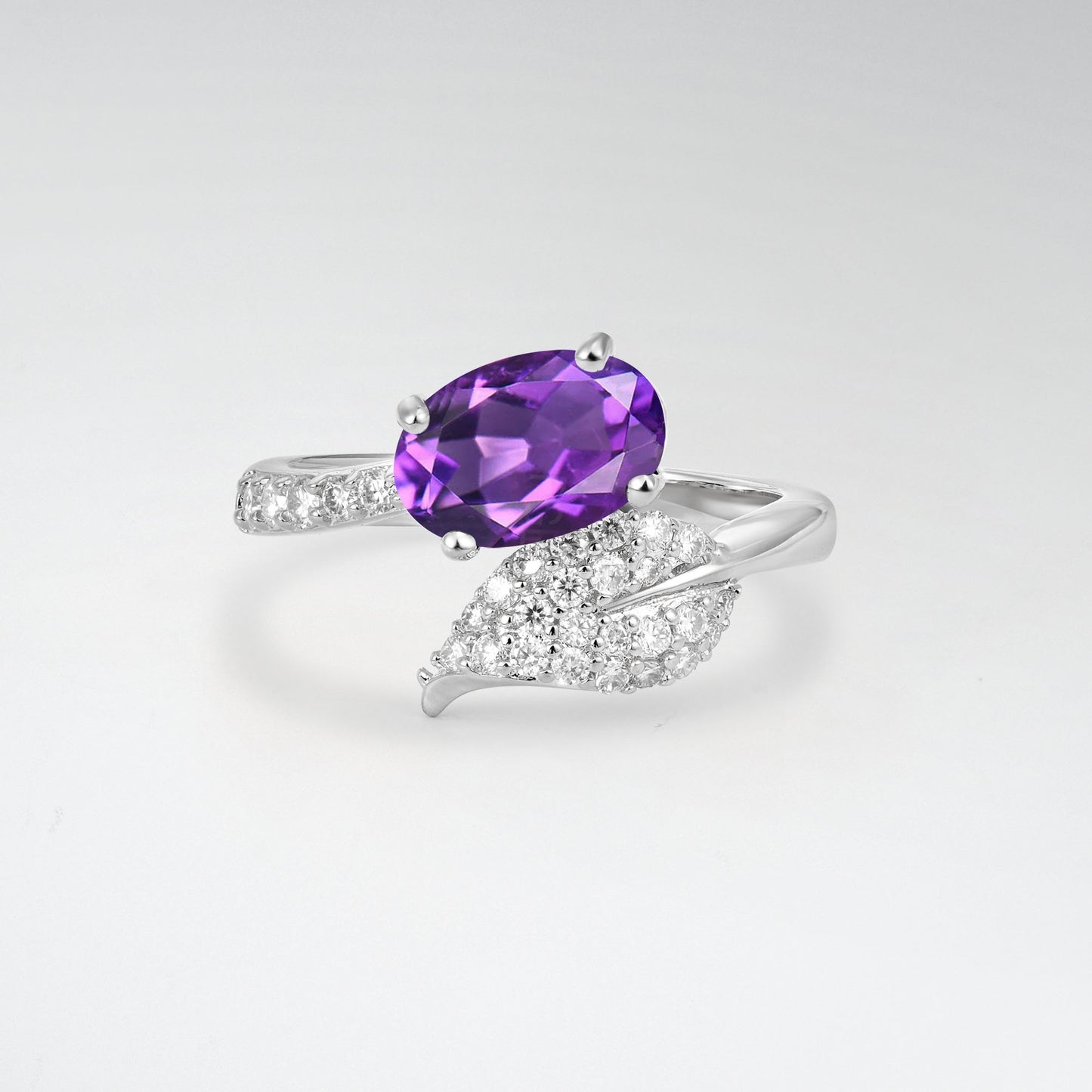 Nature-Inspired Oval Cut Amethyst 1.5CT Pave Leaf Bypass Engagement Ring - Additional view