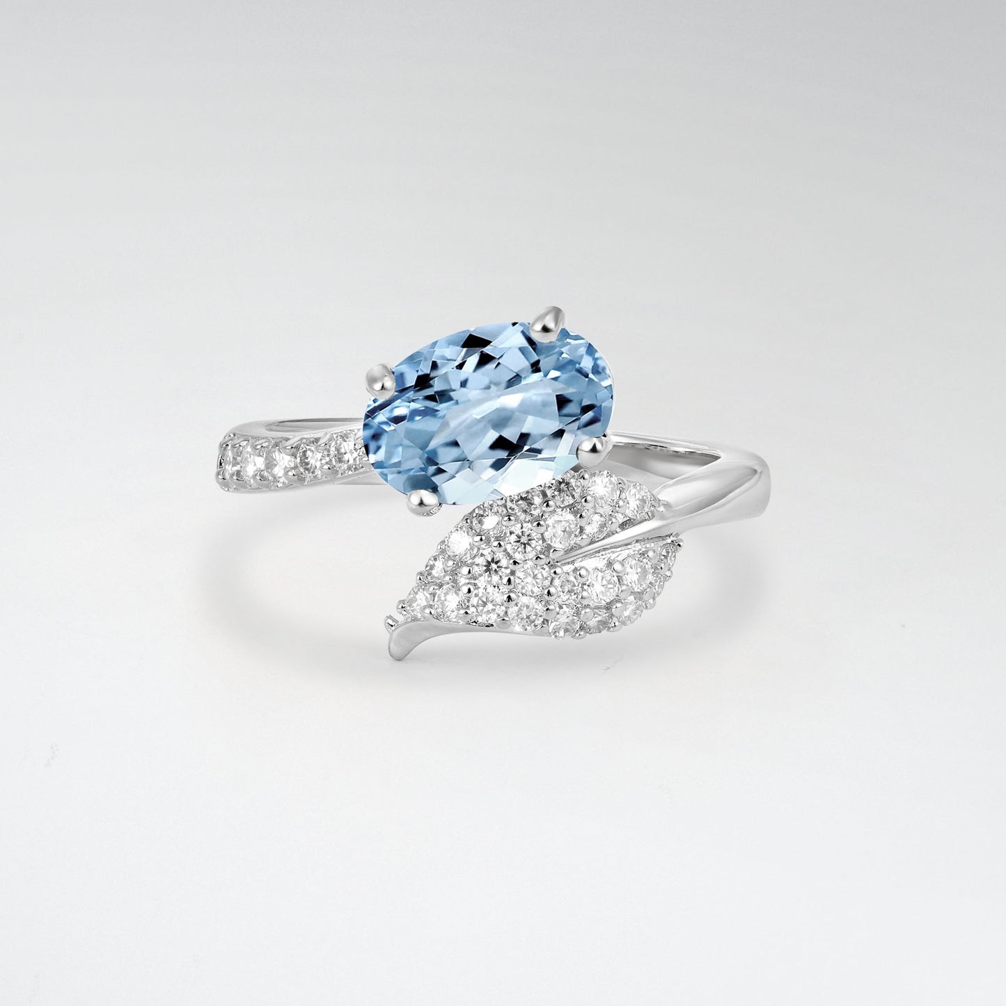 Nature-Inspired Oval Cut Aquamarine 1.5CT Pave Leaf Bypass Engagement Ring - Additional view