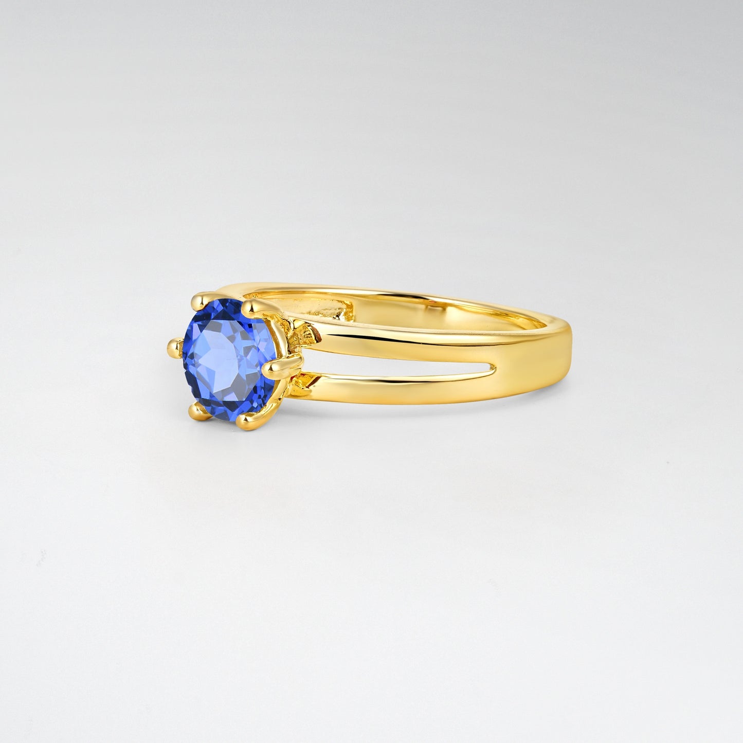 Oval Cut Sapphire Solitaire Engagement Ring - Additional view