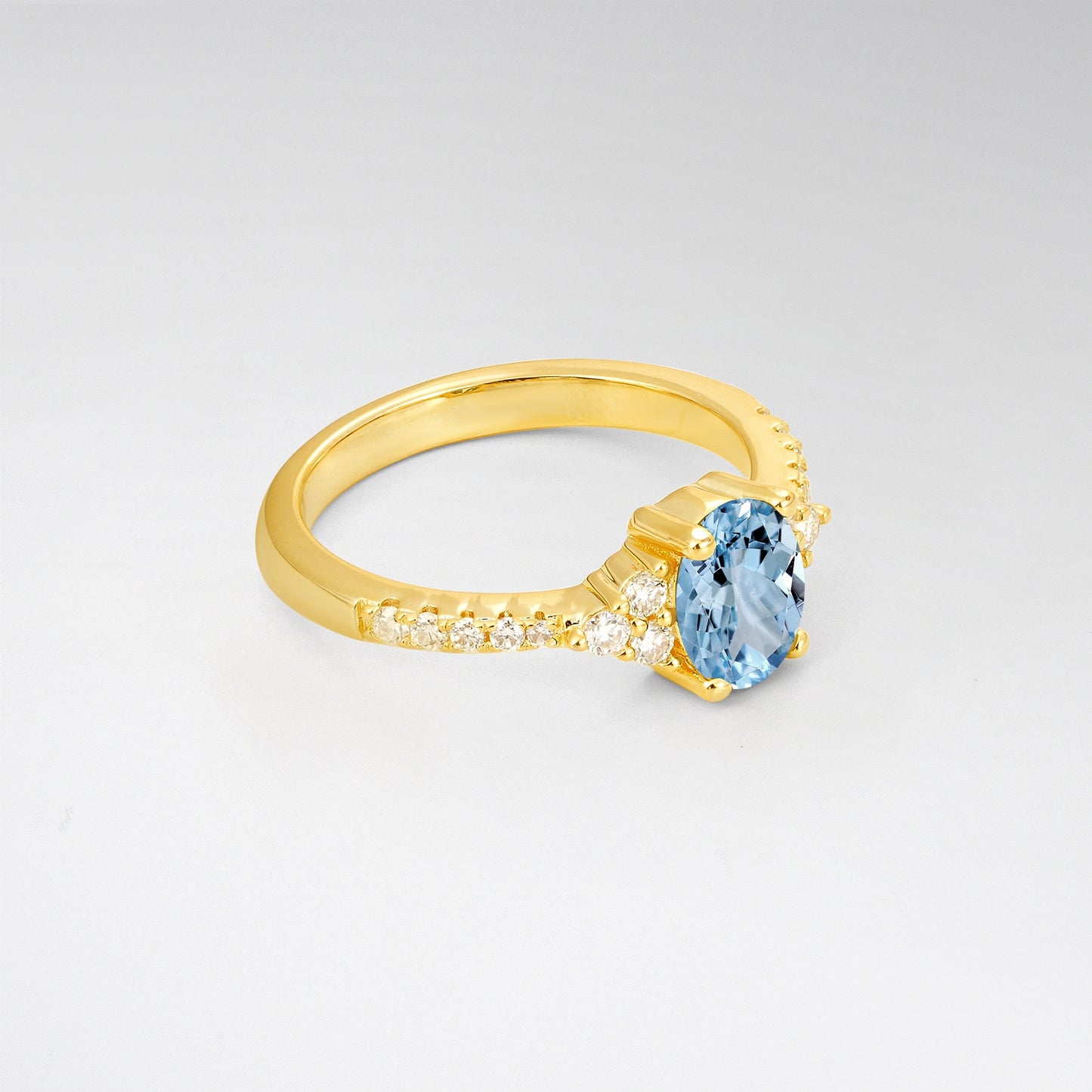 Pave Cluster Oval Cut Aquamarine Engagement Ring - Additional view