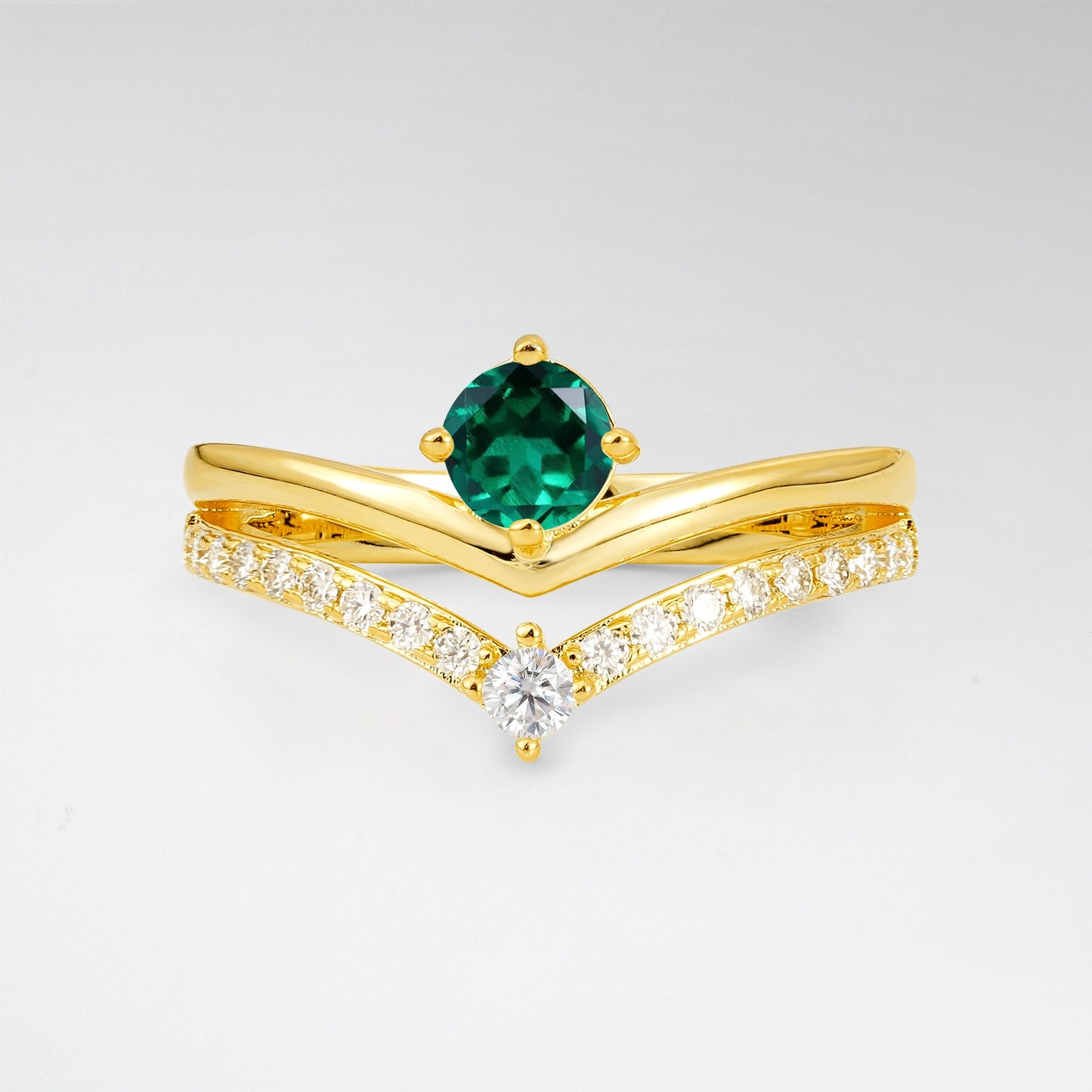Modern Round Cut Emerald V-Shaped Engagement Ring Set - Additional view