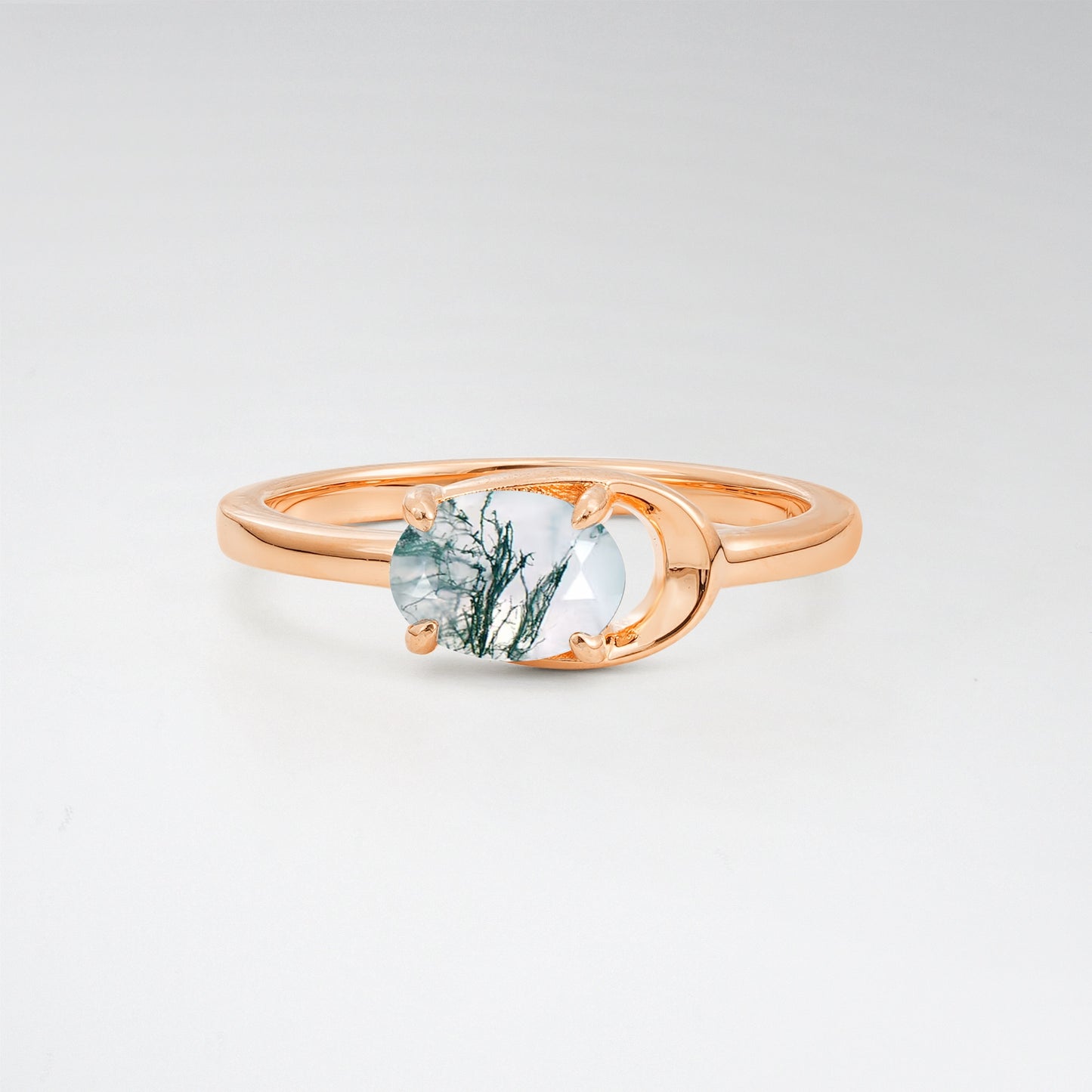 Minimalist Oval Cut Moss Agate Modern Wrap Solitaire Ring - Additional view