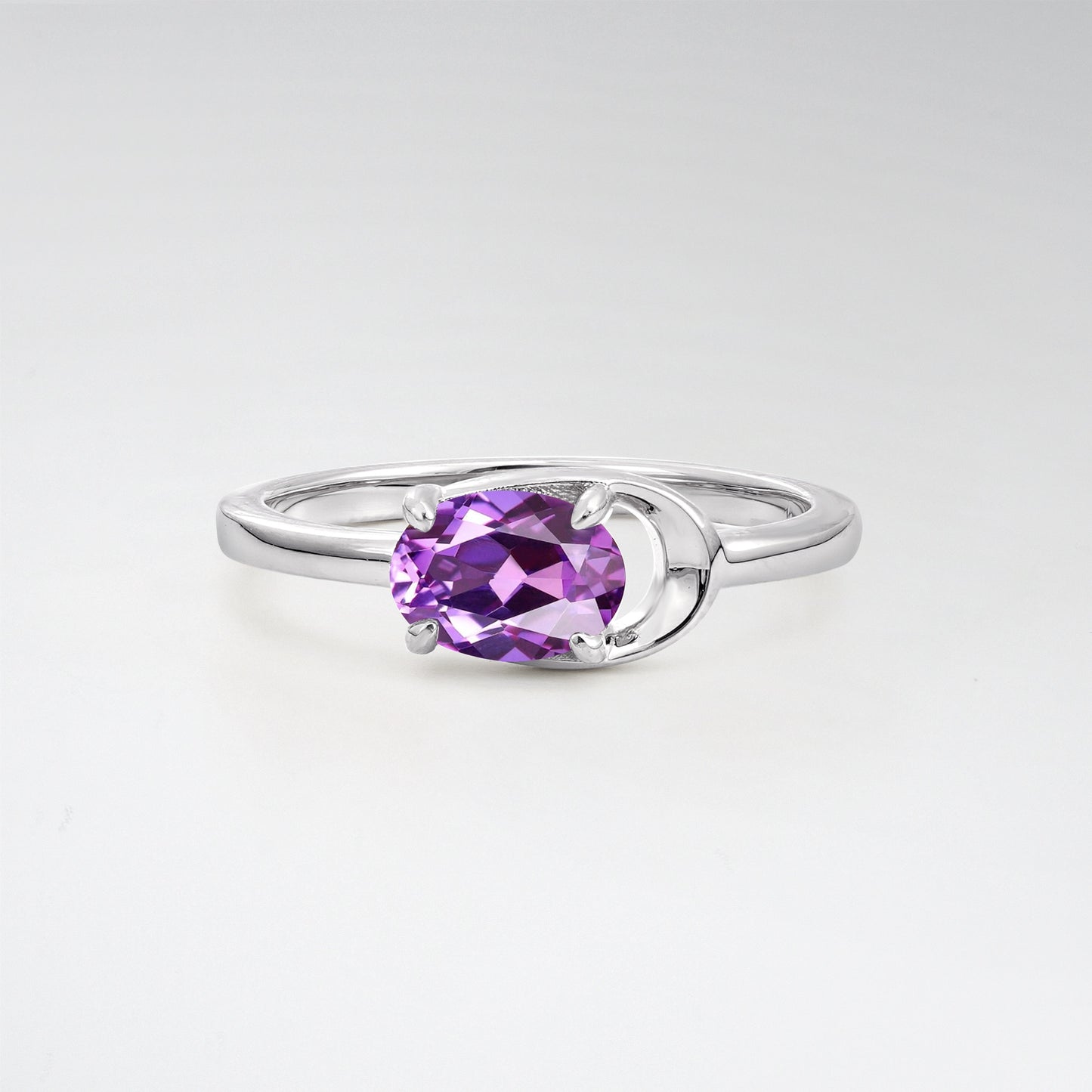 Minimalist Oval Cut Amethyst Modern Wrap Solitaire Ring - Additional view