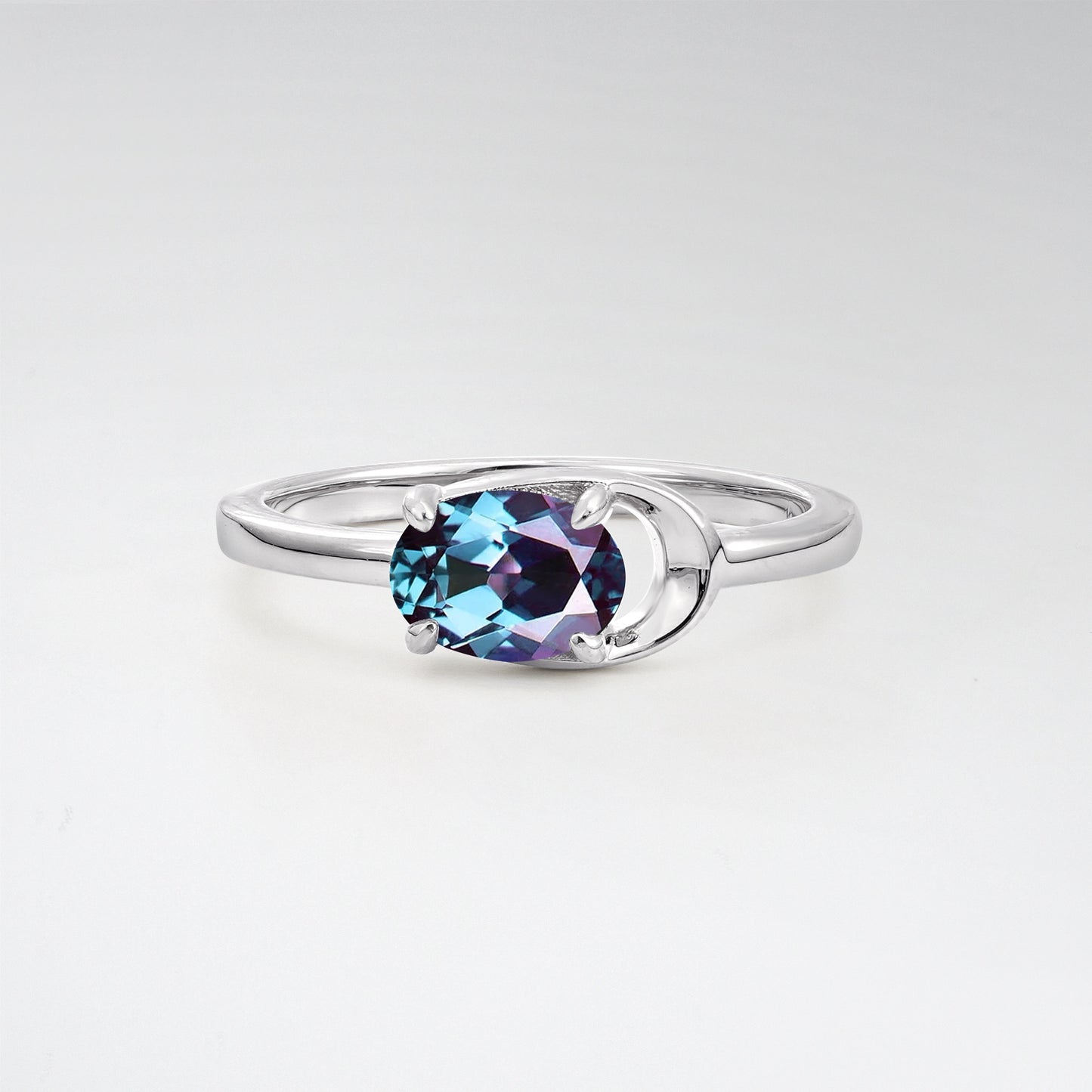 Minimalist Oval Cut Alexandrite Modern Wrap Solitaire Ring - Additional view