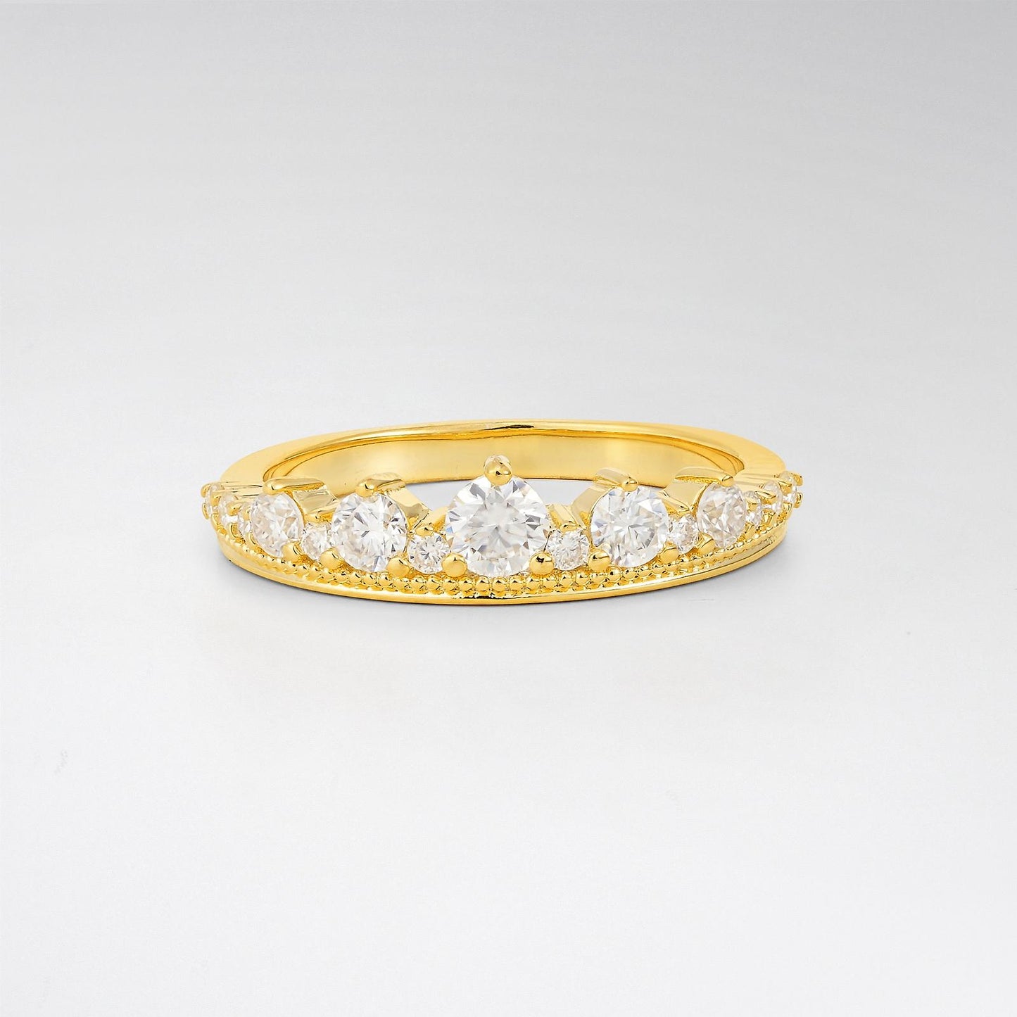 Vintage Graduated Round Cut Moissanite Curved Wedding Band - product view1